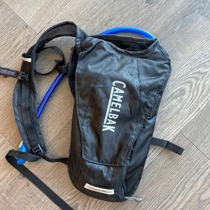 LIKE NEW! CamelBak HydroBak Hydration Pack 50 oz